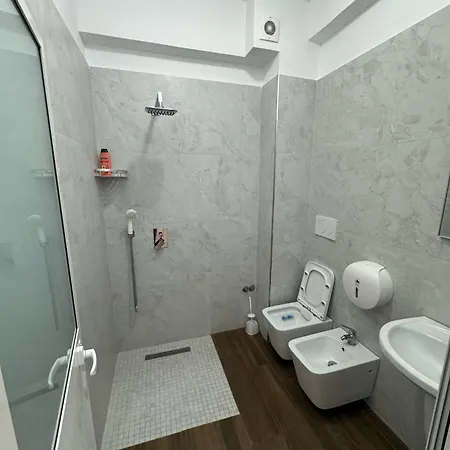 호텔 Europa Lezhë